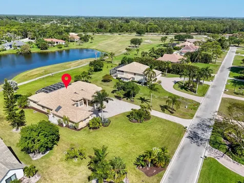 8668 Marlamoor Lane Palm Beach Gardens FL 33412