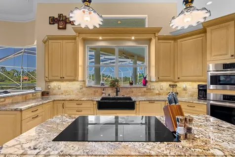 8668 Marlamoor Lane Palm Beach Gardens FL 33412