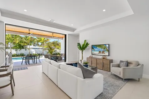 1408 Pine Lane Delray Beach FL 33444