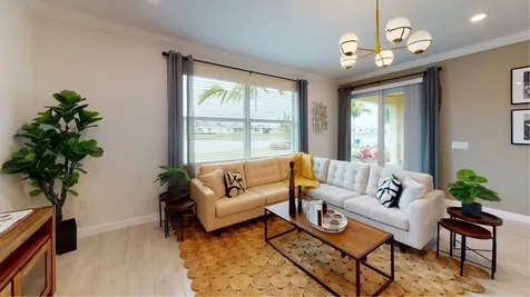 1356 Se Woodbine Road Port Saint Lucie FL 34984