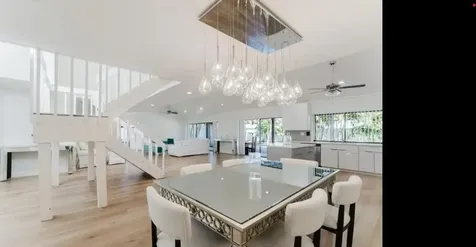 665 Jeffery Street Boca Raton FL 33487