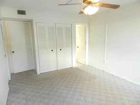 4 Greenway Village N Royal Palm Beach FL 33411
