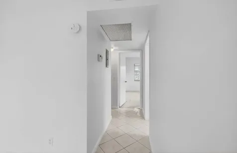 360 Fanshaw I Boca Raton FL 33434