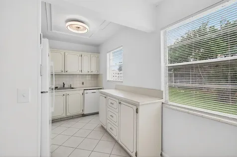 360 Fanshaw I Boca Raton FL 33434