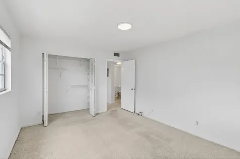 360 Fanshaw I Boca Raton FL 33434