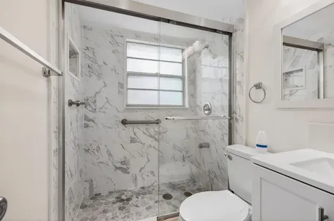 360 Fanshaw I Boca Raton FL 33434