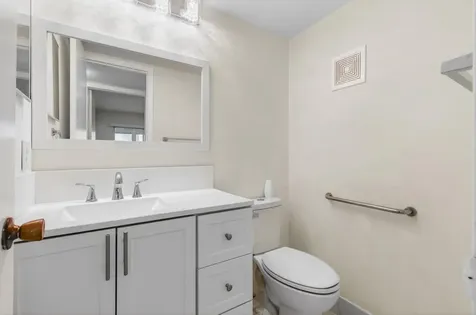 360 Fanshaw I Boca Raton FL 33434