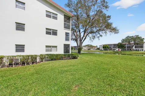 360 Fanshaw I Boca Raton FL 33434