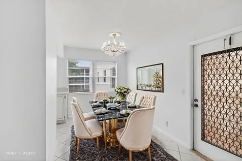 360 Fanshaw I Boca Raton FL 33434