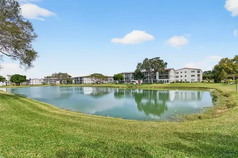 360 Fanshaw I Boca Raton FL 33434