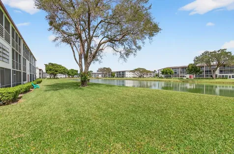 360 Fanshaw I Boca Raton FL 33434