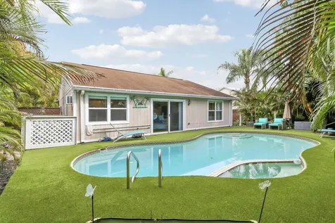 124 Rosewood Circle Jupiter FL 33458