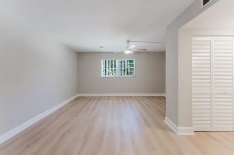 650 Sw 2nd Avenue Boca Raton FL 33432