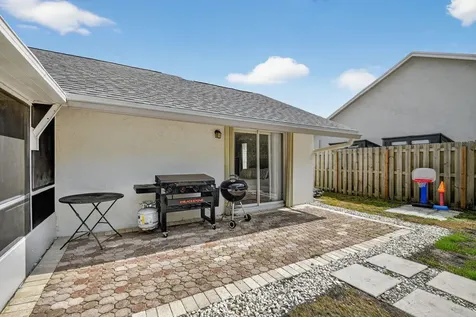 8186 Chatuga Court Lake Worth FL 33467