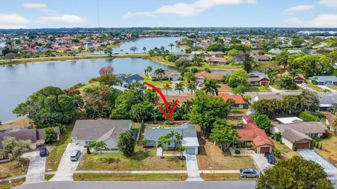8186 Chatuga Court Lake Worth FL 33467