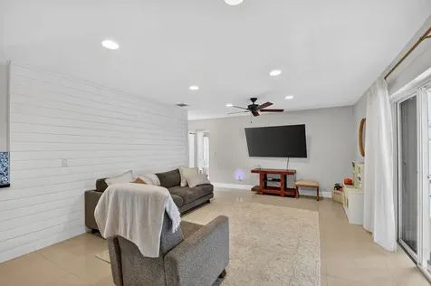 8186 Chatuga Court Lake Worth FL 33467