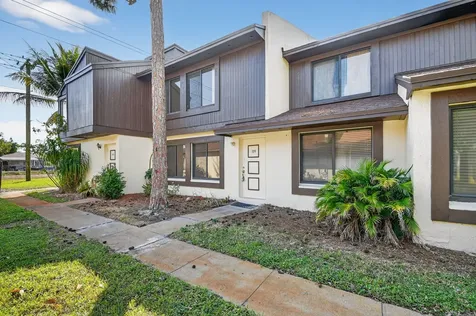 5352 Bosque Lane West Palm Beach FL 33415