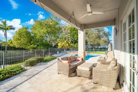 4948 Nw 57th Lane Coral Springs FL 33067