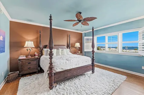 2650 Lake Shore Drive Riviera Beach FL 33404