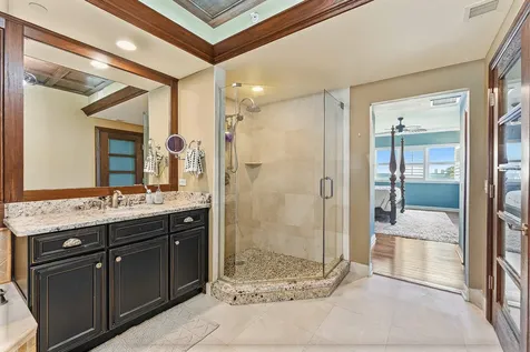 2650 Lake Shore Drive Riviera Beach FL 33404