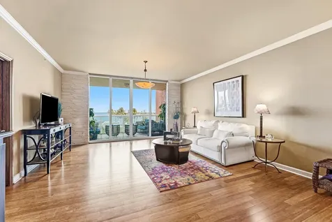 2650 Lake Shore Drive Riviera Beach FL 33404