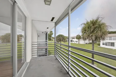 159 Easthampton G West Palm Beach FL 33417