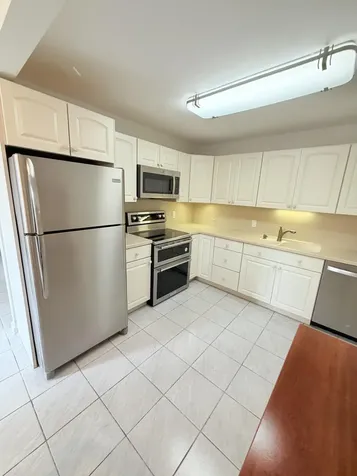 1004 Newcastle A Boca Raton FL 33434