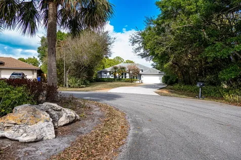 7685 Se Pleasant Ridge Court Stuart FL 34997
