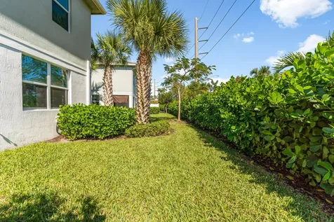 550 Parsons Way Deerfield Beach FL 33442