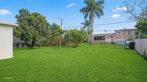 5160 Lake Osborne Drive Lake Worth FL 33461