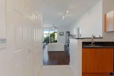 804 E Windward Way Lantana FL 33462