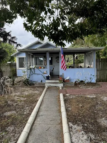 611 N E Street Lake Worth Beach FL 33460