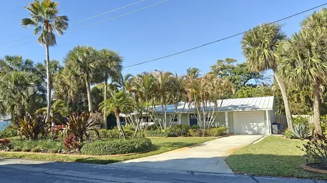 282 Se Edgewood Drive Stuart FL 34996