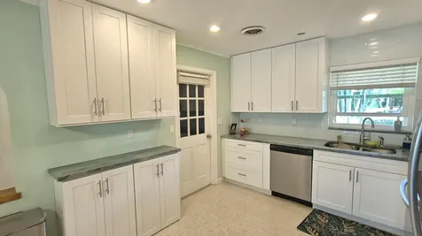 282 Se Edgewood Drive Stuart FL 34996