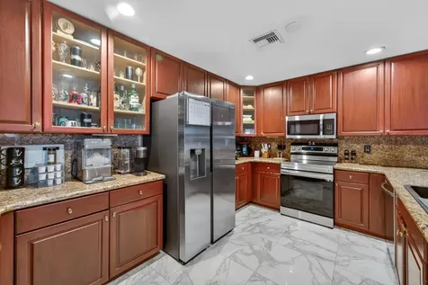 3370 Turtle Cove West Palm Beach FL 33411
