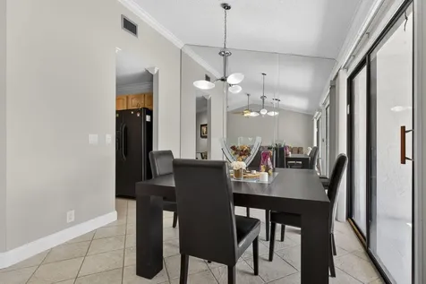 9 Lexington Lane Palm Beach Gardens FL 33418