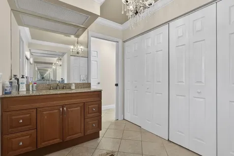 9 Lexington Lane Palm Beach Gardens FL 33418