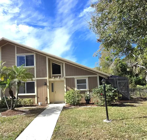 82 Maplecrest Circle Jupiter FL 33458