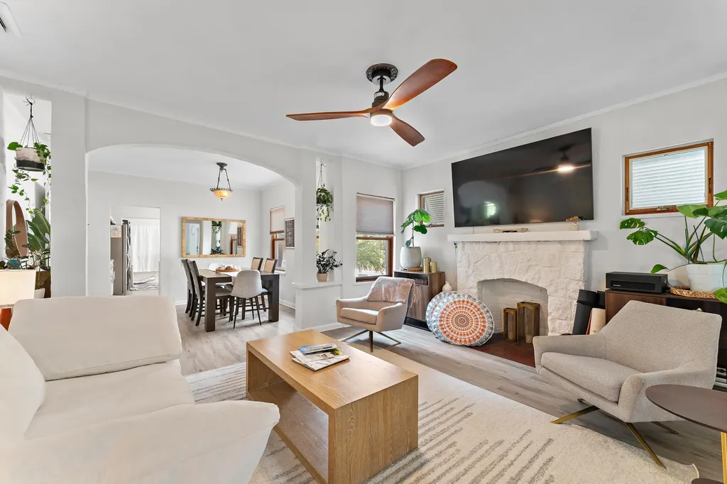 614 Avon Road West Palm Beach FL 33401