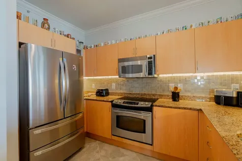 806 E Windward Way Lantana FL 33462