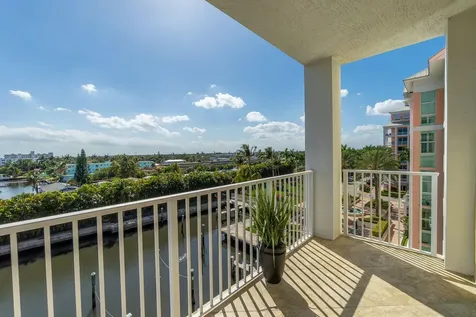 806 E Windward Way Lantana FL 33462
