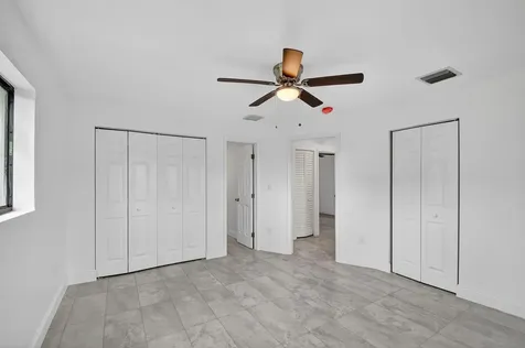 917 W 2nd Street Riviera Beach FL 33404