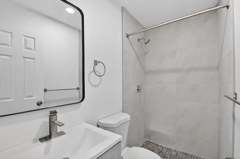 917 W 2nd Street Riviera Beach FL 33404