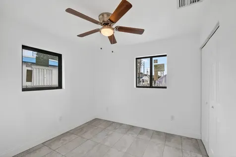 917 W 2nd Street Riviera Beach FL 33404