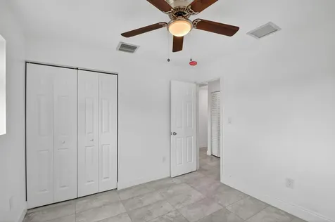 917 W 2nd Street Riviera Beach FL 33404