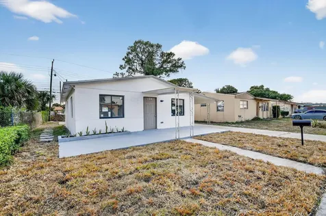 917 W 2nd Street Riviera Beach FL 33404