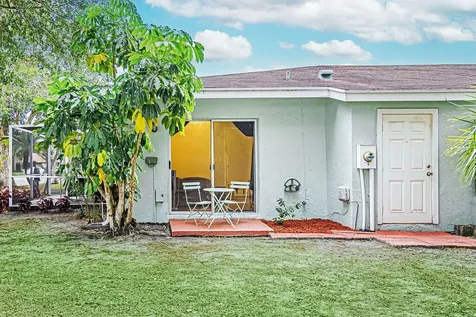 7650 Meed Circle Lake Worth FL 33467