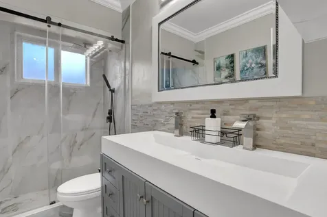 733 Se 10th Avenue Deerfield Beach FL 33441