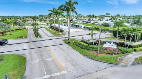 53002 Del Rio Bay Boynton Beach FL 33436