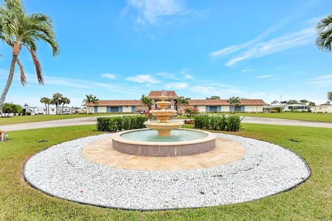 53002 Del Rio Bay Boynton Beach FL 33436